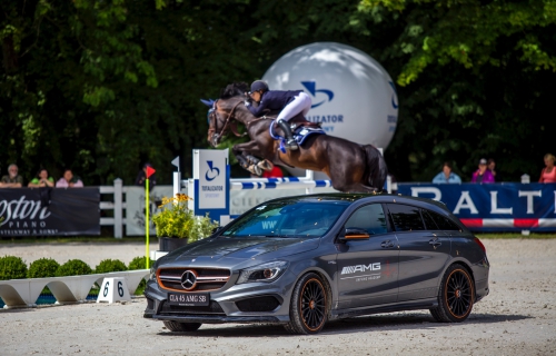 Mercedes Benz IMG 1703